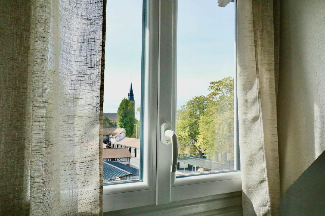 Appartement De L'Hippodrome Avec Deux Chambres 多维尔 外观 照片